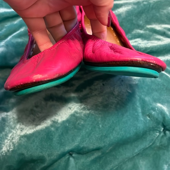 Tieks size 9 fuchsia - Picture 3 of 6